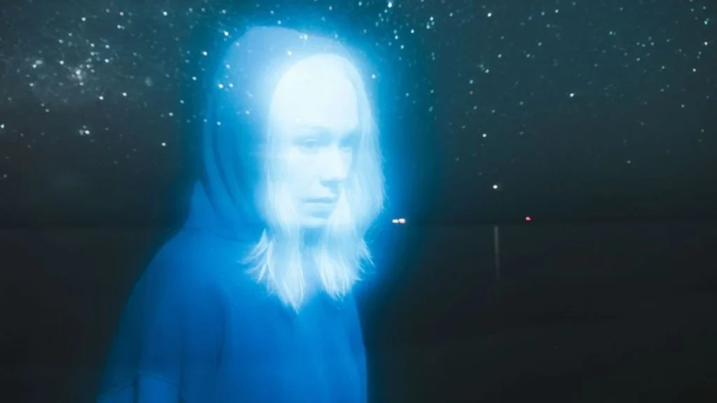 Phoebe Bridgers Booked 40 Planetariums and Banned Every Phone
