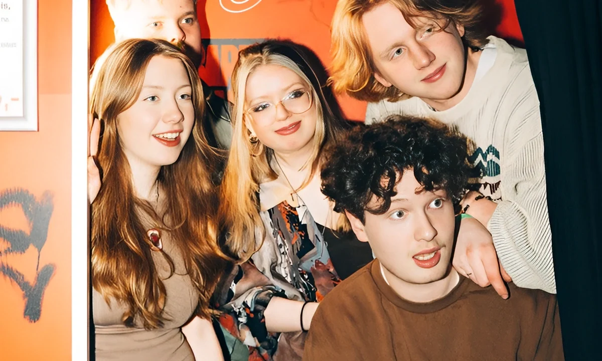 Inside Mascara: Cherry Red on the Take Recorded in Mark Morrow's Edinburgh Studio