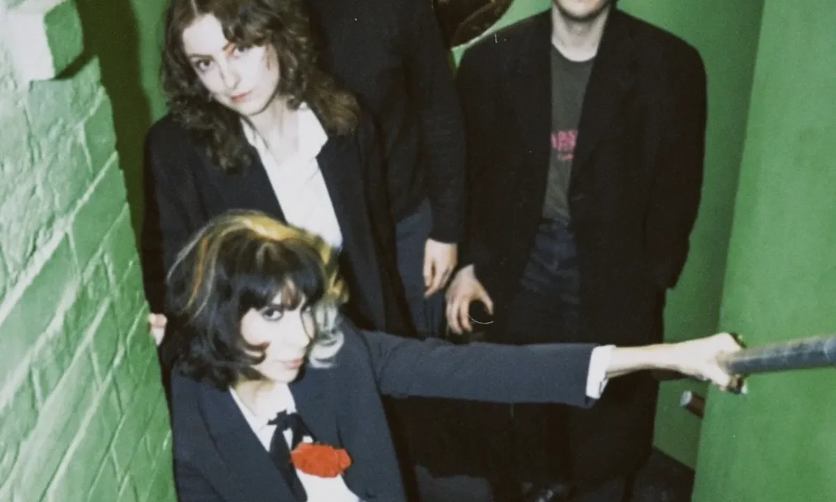 Mannequin Flowers Turn It up on Six Words, a Shoegaze Song About Loving a Vision